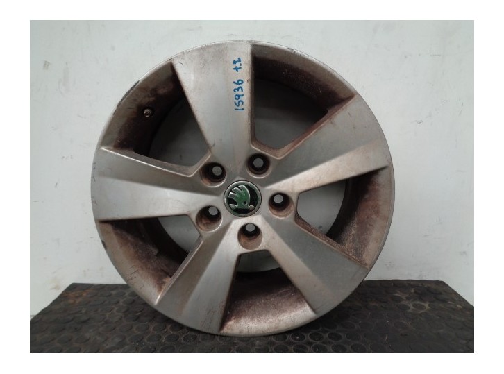 Recambio de llanta para skoda superb (3v3) active referencia OEM IAM 3V0601025AC R166.5JX16H2ET41 ALUMINIO 5P