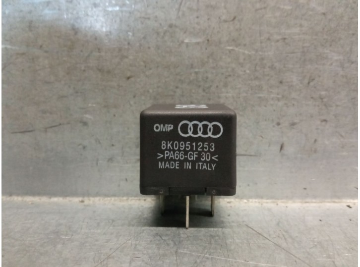 Recambio de rele para volkswagen touareg (7p5, 7p6) 3.0 v6 tdi referencia OEM IAM 8K0951253 8K0951253 