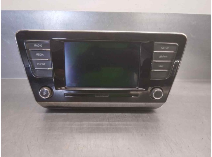 Recambio de sistema navegacion gps para skoda superb (3v3) active referencia OEM IAM 3V0035871C  