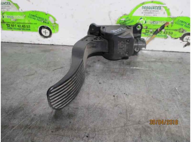 Recambio de potenciometro pedal para mercedes-benz sprinter ii caja cerrada cdi cat referencia OEM IAM A9063000404 0280755023 BO