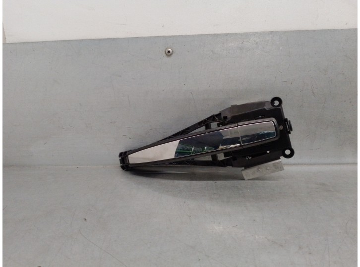 Recambio de maneta exterior delantera derecha para opel insignia a (g09) 2.0 cdti 4x4 (68) referencia OEM IAM 14096401 5 PUERTA
