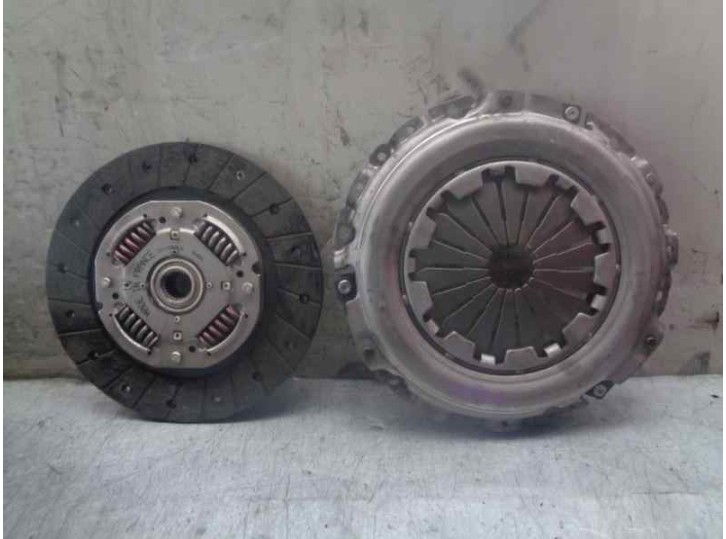 Recambio de kit embrague para renault laguna grandtour (k56) 1.9 dti diesel cat referencia OEM IAM 7700108320  VALEO