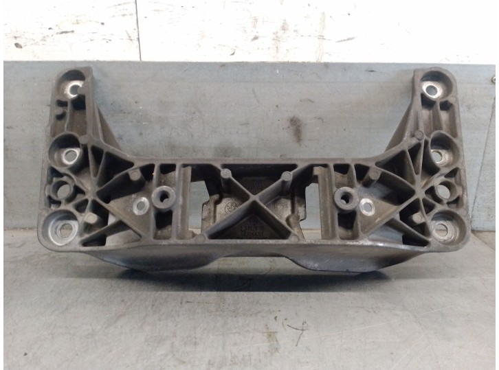 Recambio de soporte cambio para bmw 5 (e60) 525 i referencia OEM IAM 676110202 22316776521 