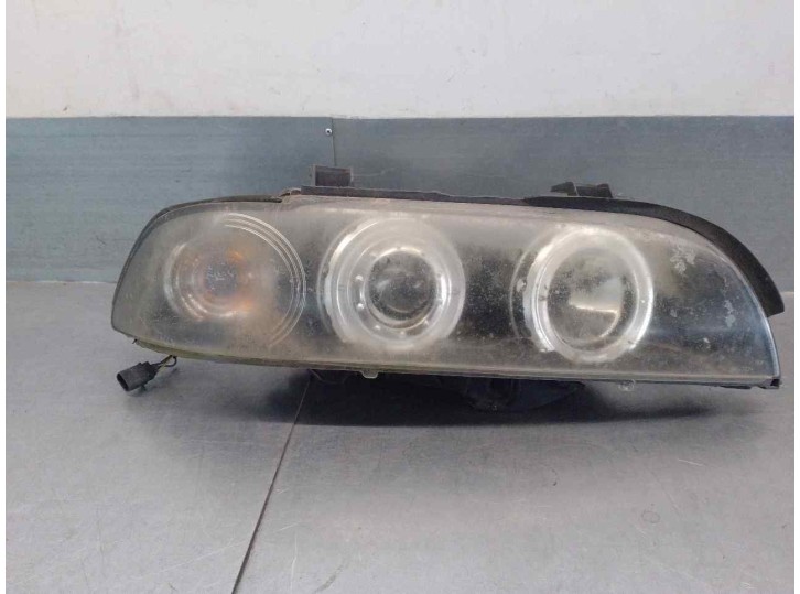 Replacement right headlight for BMW 5 Series Sedan (E39) 2.5 Turbodiesel CAT OEM IAM reference 63128362464 4 DOORS