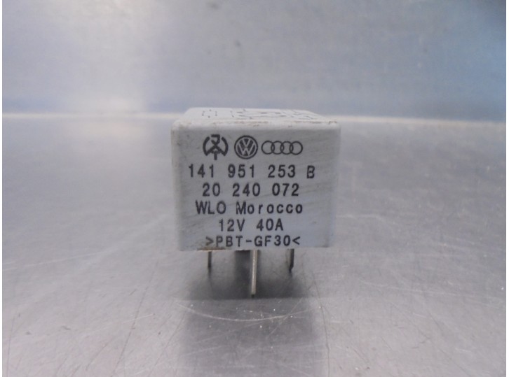 Recambio de rele para seat toledo (1m2) 1.9 tdi referencia OEM IAM 141951253B  