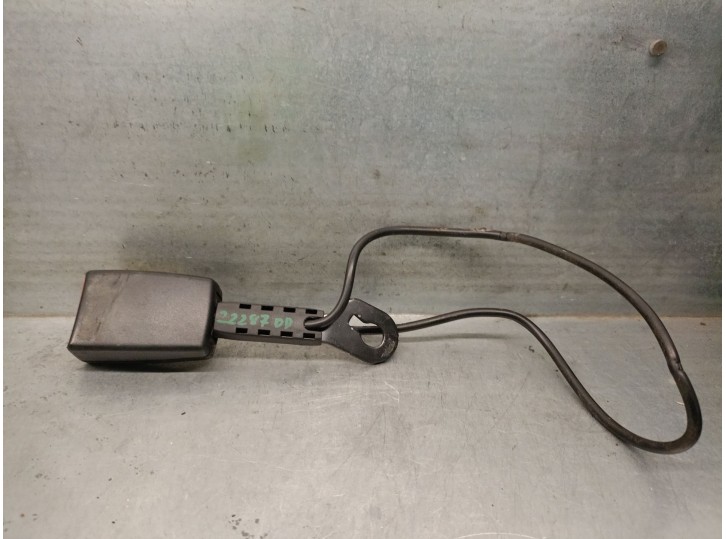 Recambio de enganche cinturon para porsche cayenne (9pa) 3.2 referencia OEM IAM 7L0857777C 7L0857777CPNE 