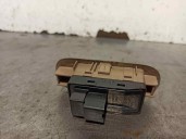 Recambio de mando elevalunas trasero derecho para kia carnival 2.9 crdi cat referencia OEM IAM 202006137 