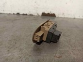 Recambio de mando elevalunas trasero derecho para kia carnival 2.9 crdi cat referencia OEM IAM 202006137 