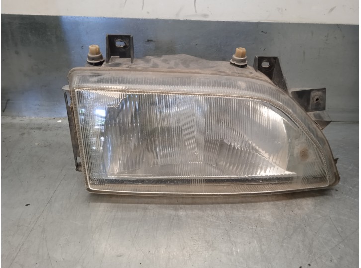 Recambio de faro derecho para ford orion cl referencia OEM IAM 6619778  