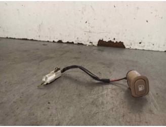 Recambio de motor tapa deposito combustible para kia carnival 2.9 crdi cat referencia OEM IAM 2889313  