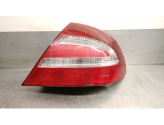 Recambio de piloto trasero derecho para mercedes-benz clase clk (w209) coupe 2.7 cdi 20v cat referencia OEM IAM A2098200264 A209