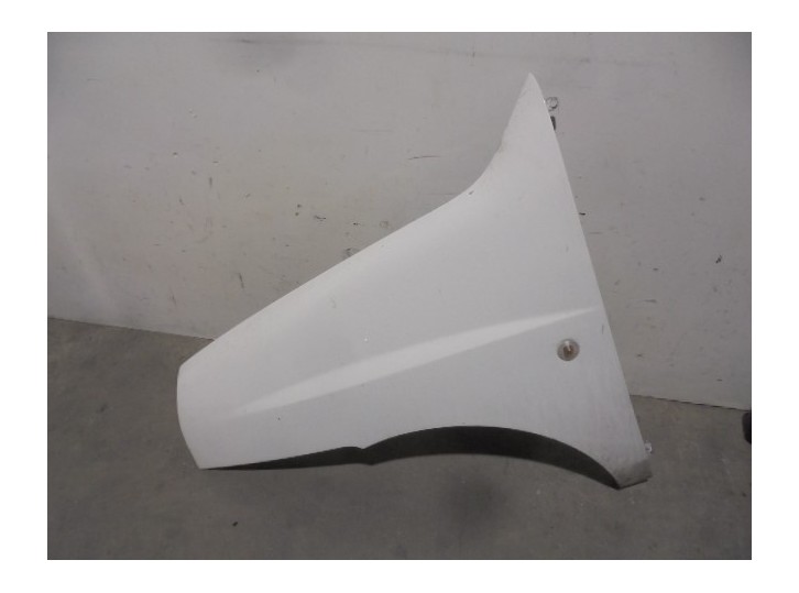 Recambio de aleta delantera izquierda para fiat doblo (119) 1.3 16v jtd active multijet referencia OEM IAM 0098808123 BLANCA 