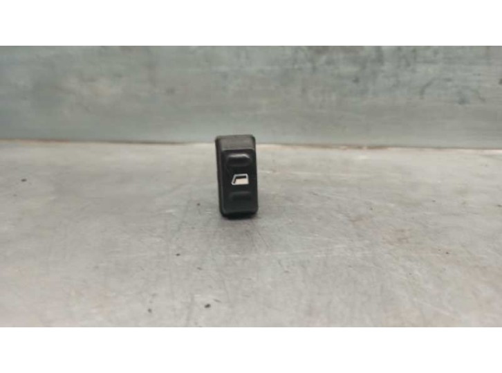 Recambio de mando elevalunas delantero izquierdo para citroën xsara berlina 1.9d attraction referencia OEM IAM 5 PÌNES 