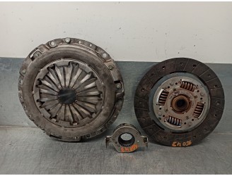 Recambio de kit embrague para fiat doblo (119) 1.3 16v jtd active multijet referencia OEM IAM 71737147 1025843 VALEO