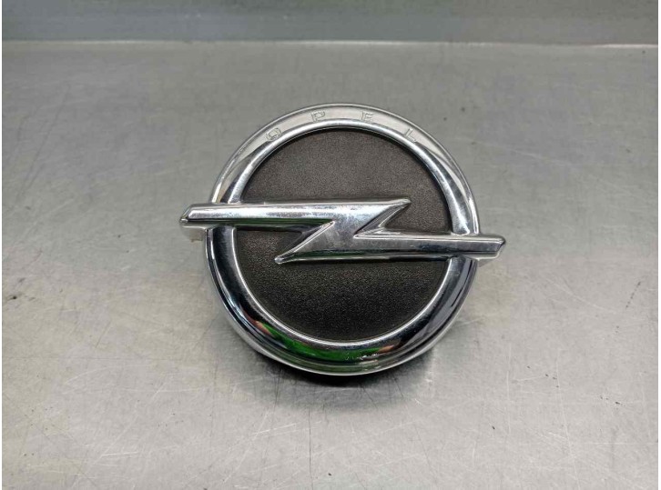 Recambio de maneta exterior porton para opel corsa e 1.3 16v cdti referencia OEM IAM 13401592 2 PINES 5 PUERTAS