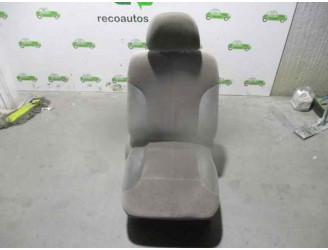Recambio de asiento delantero derecho para kia carens 1.8 cat referencia OEM IAM TELA GRIS 5 PUERTAS