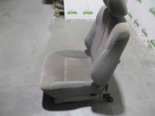 Recambio de asiento delantero derecho para kia carens 1.8 cat referencia OEM IAM  TELA GRIS 5 PUERTAS