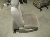 Recambio de asiento delantero derecho para kia carens 1.8 cat referencia OEM IAM  TELA GRIS 5 PUERTAS