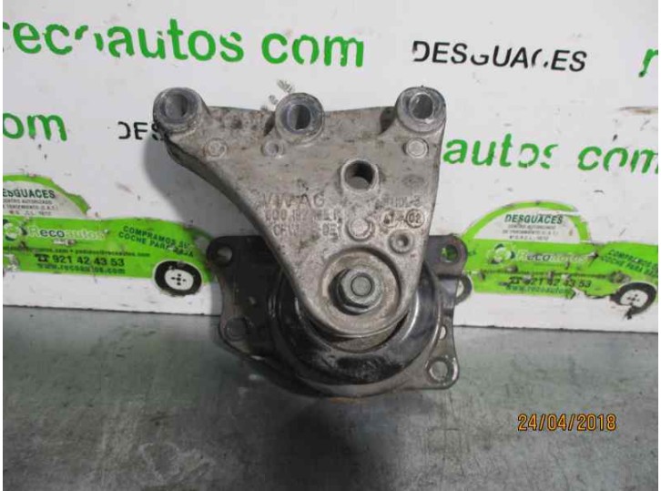 Replacement right engine mount for Seat Cordoba saloon (6L2) 1.9 TDI OEM IAM reference 6Q0199185R 