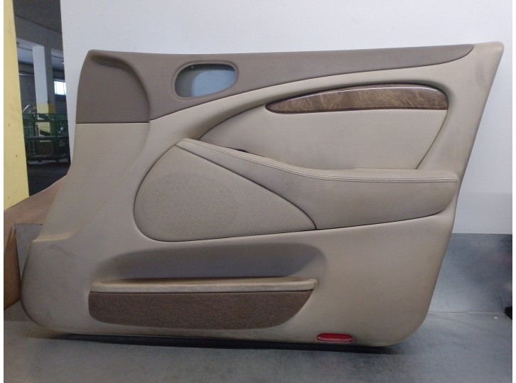 Recambio de guarnecido puerta delantera derecha para jaguar s-type 2.7 v6 diesel executive referencia OEM IAM XR819632AET 4 PUE