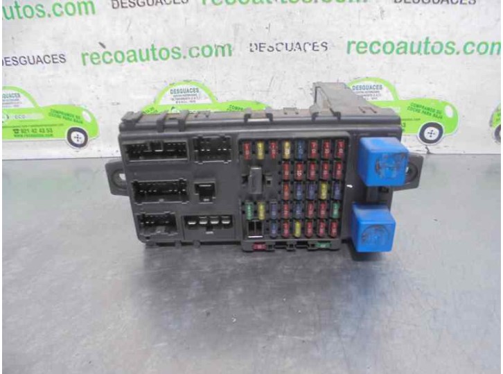 Recambio de caja reles / fusibles para hyundai trajet (fo) 2.0 crdi gls referencia OEM IAM 954003A200 