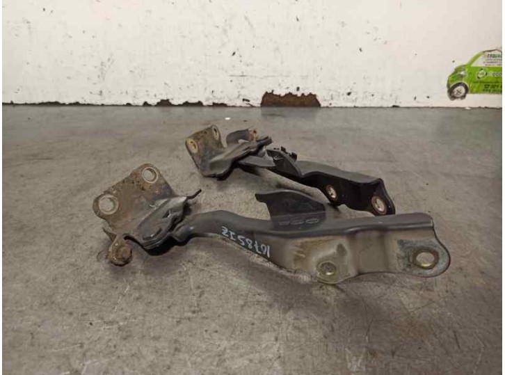 Recambio de bisagra capot para kia carnival 2.9 crdi cat referencia OEM IAM 791104D000  