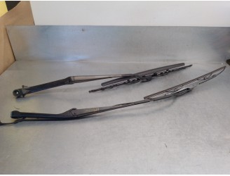 Recambio de brazo limpia delantero derecho para jaguar s-type 2.7 v6 diesel executive referencia OEM IAM 166432AXX 166430AXX 