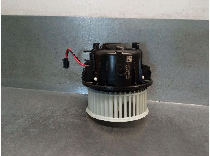 Recambio de motor calefaccion para seat arona (kj7, kjp) 1.0 tsi referencia OEM IAM 2Q1820021 0003595 