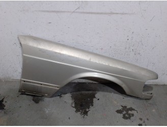 Recambio de aleta delantera derecha para mercedes-benz clase s (w126) berlina+coupe 3.0 referencia OEM IAM A1268812401 A12688124