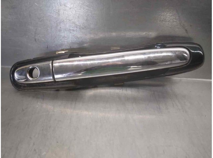 Recambio de maneta exterior delantera derecha para hyundai xg 3.0 xg referencia OEM IAM 8266039000  4 PUERTAS