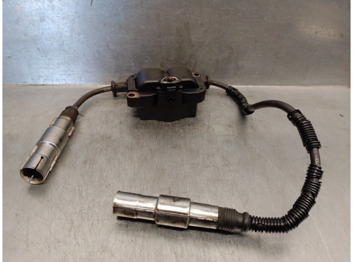 Recambio de bobina encendido para smart cabrio 0.7 turbo cat referencia OEM IAM 0003100V005 0221503022 BOSCH