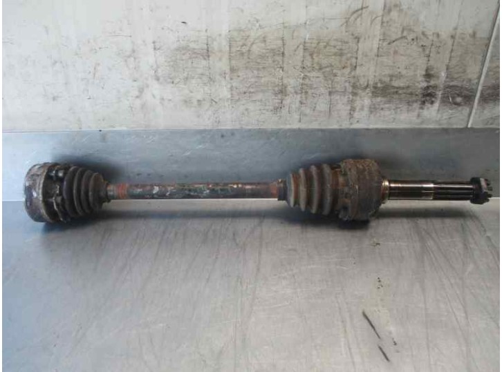 Recambio de transmision trasera izquierda para volkswagen t-3 caravelle 1.6 c.c td referencia OEM IAM 3697986  