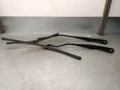 Recambio de brazo limpia delantero derecho para volvo v40 hatchback (525) d3 referencia OEM IAM 31276060 31276059 