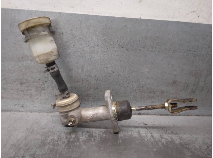 Replacement clutch master cylinder for Hyundai S-Coupe (SL) 1.5 12V cat OEM IAM reference 4162436000 