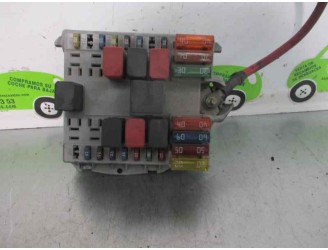 Recambio de caja reles / fusibles para fiat punto berlina (188) 1.9 diesel eco referencia OEM IAM 46812228 46760257 DELPHI