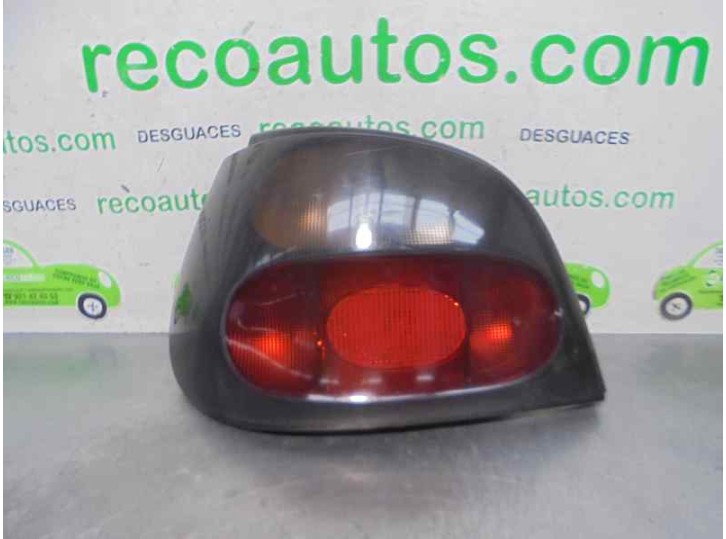 Recambio de piloto trasero izquierdo para renault megane i berlina hatchback (ba0) 1.4 referencia OEM IAM 7700828137  