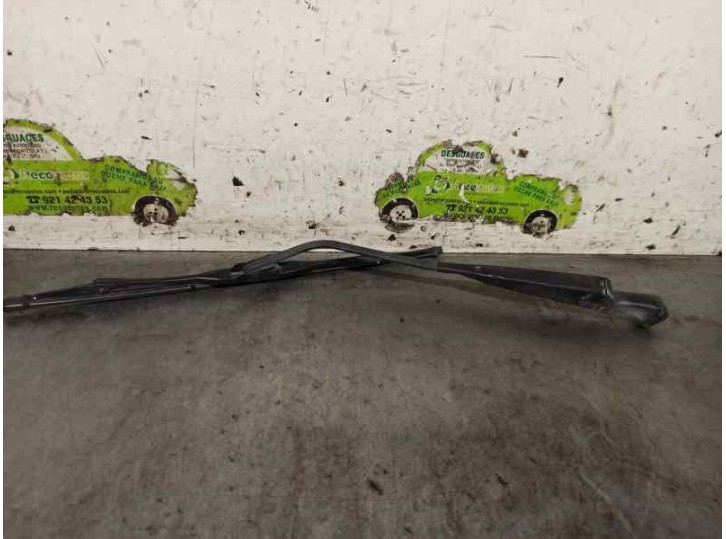 Recambio de brazo limpia trasero para land rover defender 110 2.5 td referencia OEM IAM   