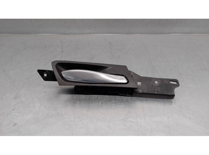 Replacement front right interior door handle for BMW X5 (E70) 3.0 Turbodiesel CAT OEM IAM reference 5141697373603 5 DOORS