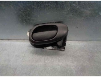 Recambio de maneta interior delantera derecha para peugeot 206+ 1.4 hdi referencia OEM IAM 9623698077  