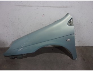 Front left fender replacement part for Citroën C5 berlina 2.0 HDi OEM IAM reference 7840Q2 LIGHT BLUE 