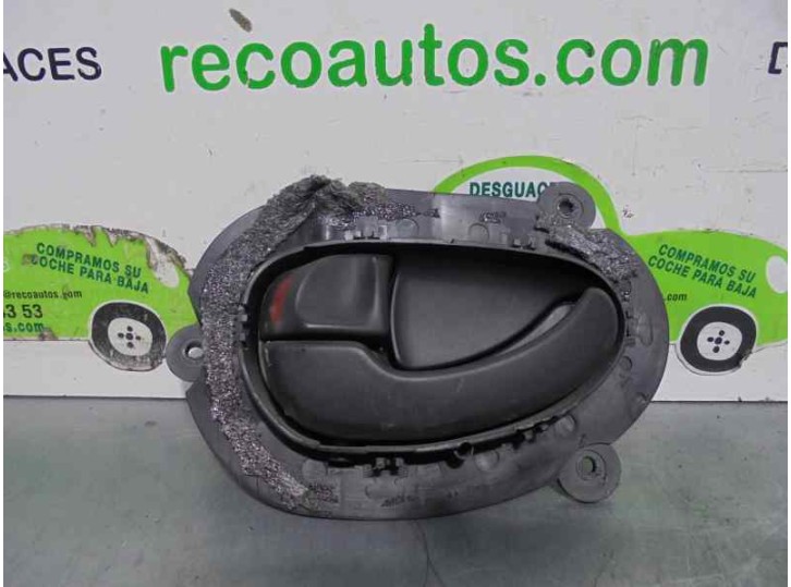Replacement rear left interior door handle for Peugeot 406 Sedan (S1/S2) 2.0 HDI OEM IAM reference 9616307577 4 DOORS