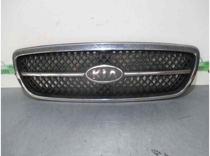 Recambio de rejilla delantera para kia carnival ii 2.9 crdi cat referencia OEM IAM C05B148  