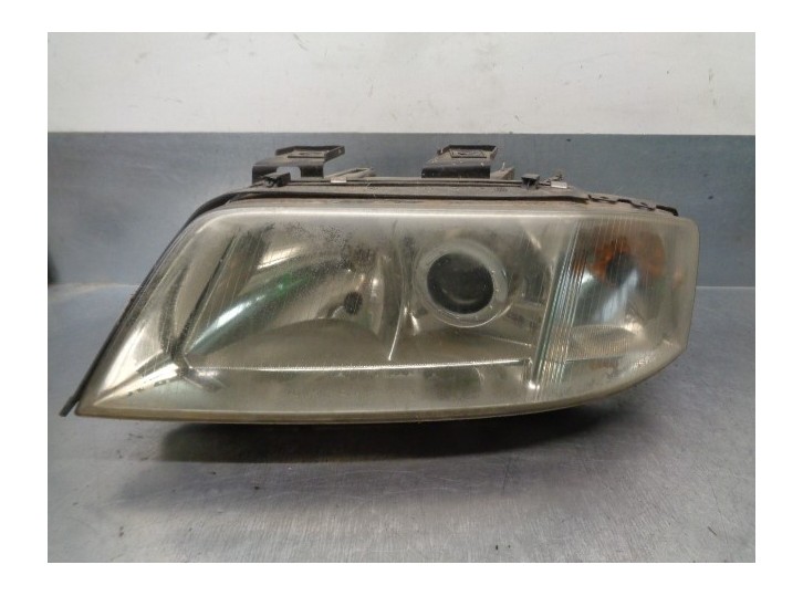 Recambio de faro izquierdo para audi a6 avant (4b5) 2.5 v6 24v tdi referencia OEM IAM 4B0941003BH  