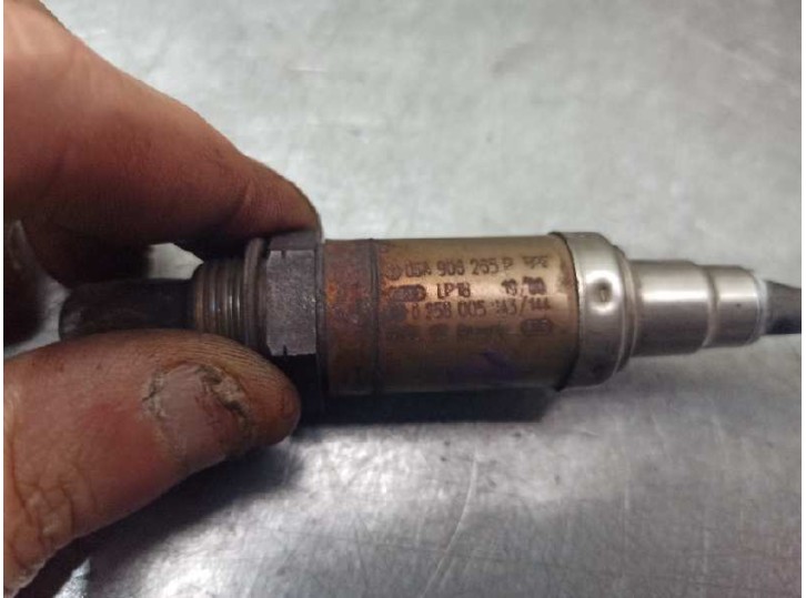 Recambio de sonda lambda para seat leon (1m1) 1.4 16v referencia OEM IAM 06A905265P 0258005143 BOSCH