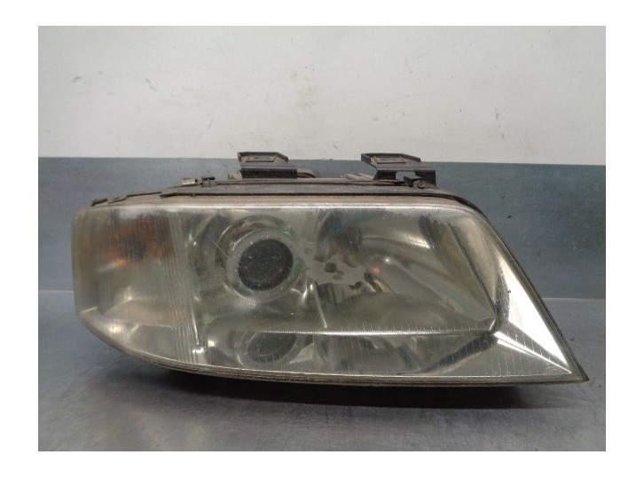 Recambio de faro derecho para audi a6 avant (4b5) 2.5 v6 24v tdi referencia OEM IAM 4B0941004BH  