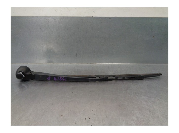 Recambio de brazo limpia trasero para audi a6 avant (4b5) 2.5 v6 24v tdi referencia OEM IAM 8D9955407A 