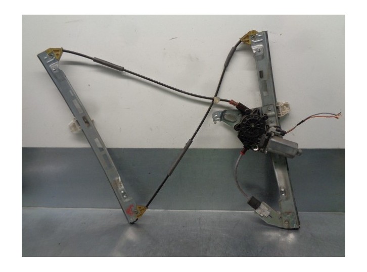 Recambio de elevalunas delantero izquierdo para peugeot 206 berlina x-line referencia OEM IAM 9221G0 2 PINES 5 PUERTAS