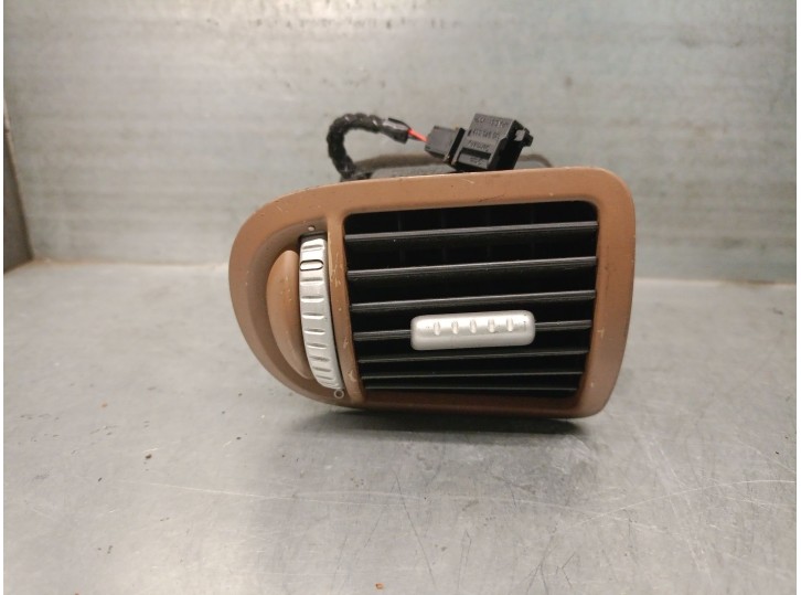 Recambio de aireador para porsche cayenne (9pa) 3.2 referencia OEM IAM 7L5819704B  04754001