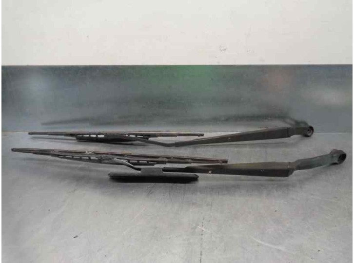 Recambio de brazo limpia delantero derecho para mazda 626 berlina (gf) 2.0 turbodiesel referencia OEM IAM   