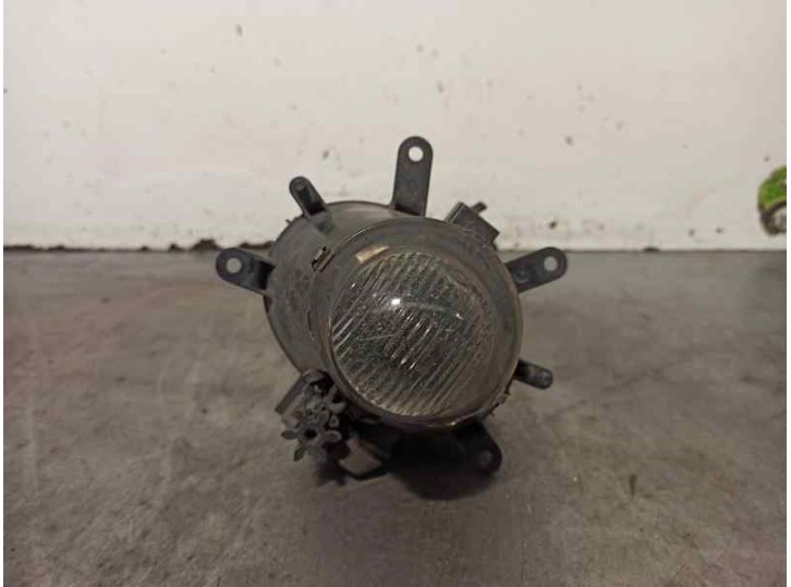 Recambio de faro antiniebla derecho para bmw serie 3 berlina (e46) 320d referencia OEM IAM EEC72T 